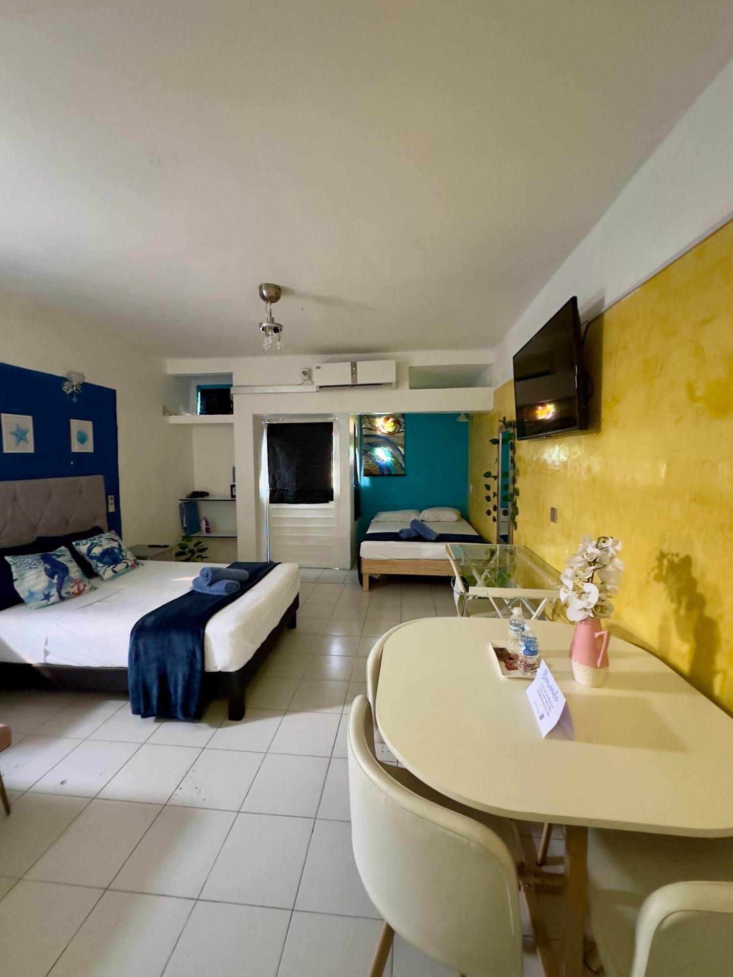 Suites Brisa Marina - Atras De Playa Regatas Y El Malecon, 6 Calles Del Acuario Veracruz Bagian luar foto